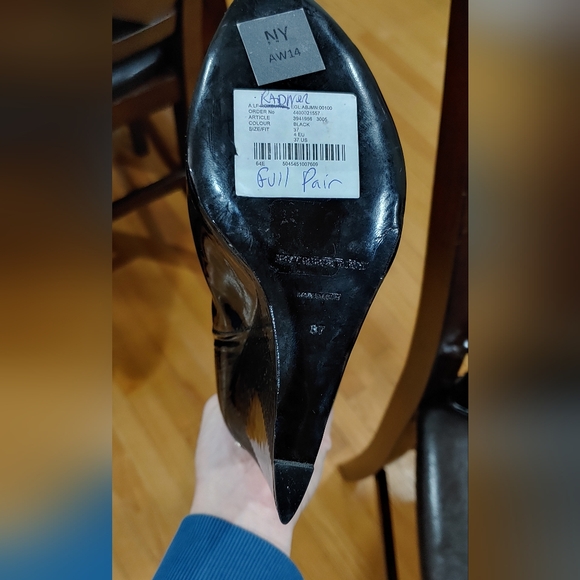 NEW! Burberry Peep Toe Boots - Picture 5 of 11